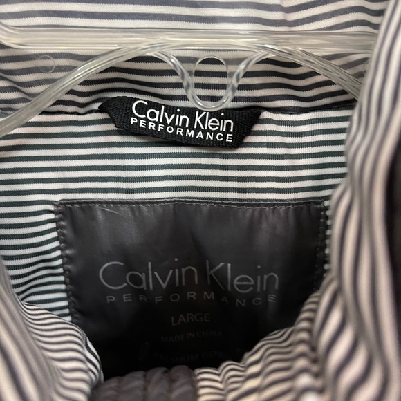 New Calvin Klein Performance Down Vest Metallic Gray Size Large Warm - Picture 2 of 9